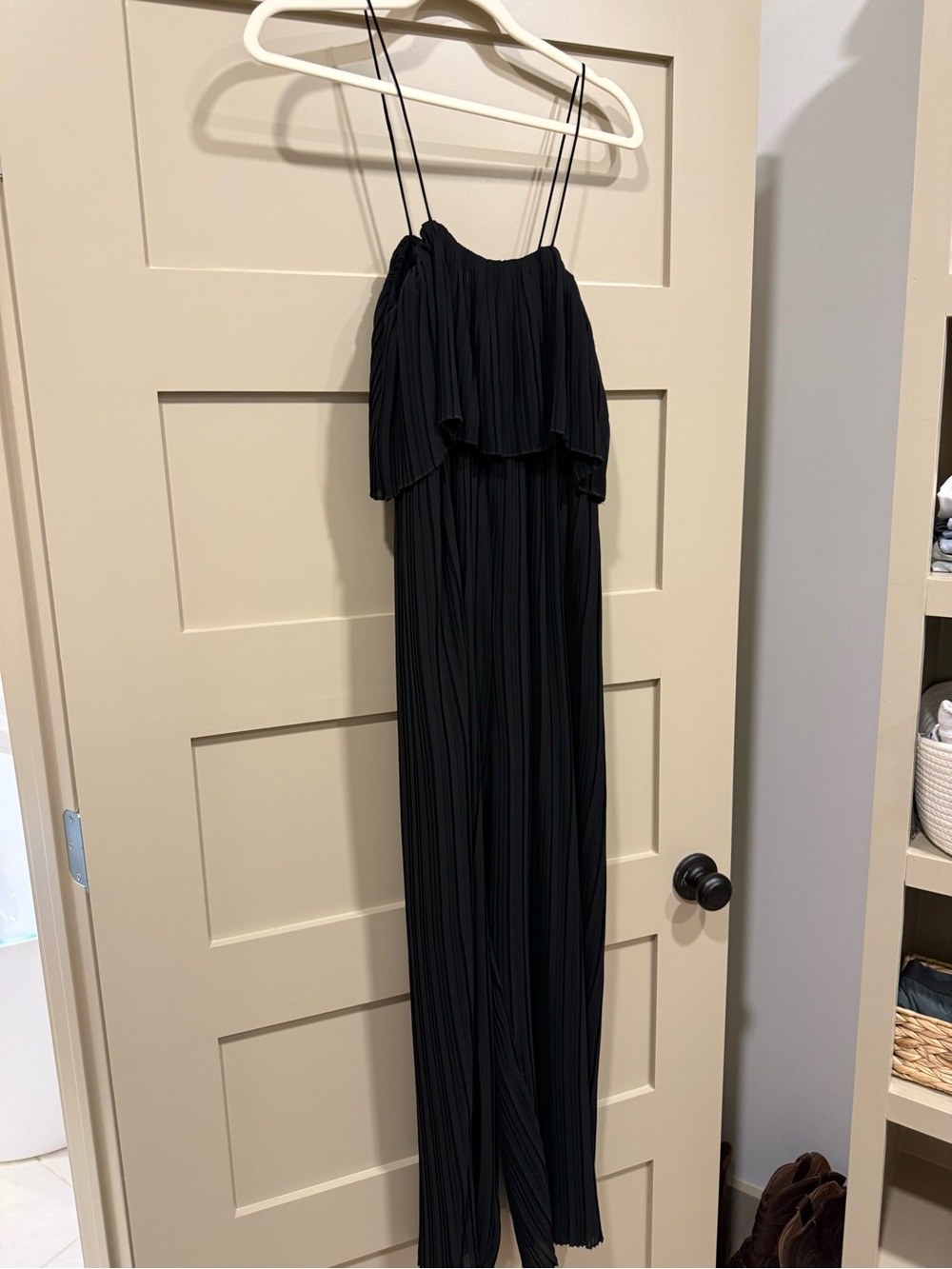 Vici Black Pleated Wide-Leg Spaghetti Strap Jumpsuit - Picture 6 of 6